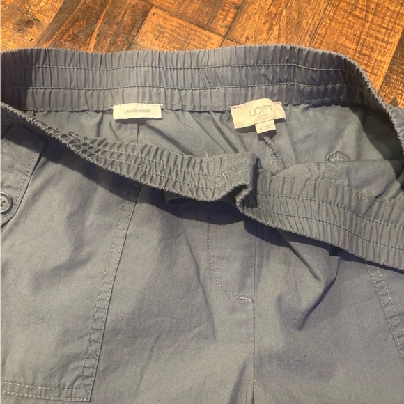Loft Anne Taylor Dusty Blue  Cargo
Shorts Size Medium . Great condition! - Picture 6 of 9